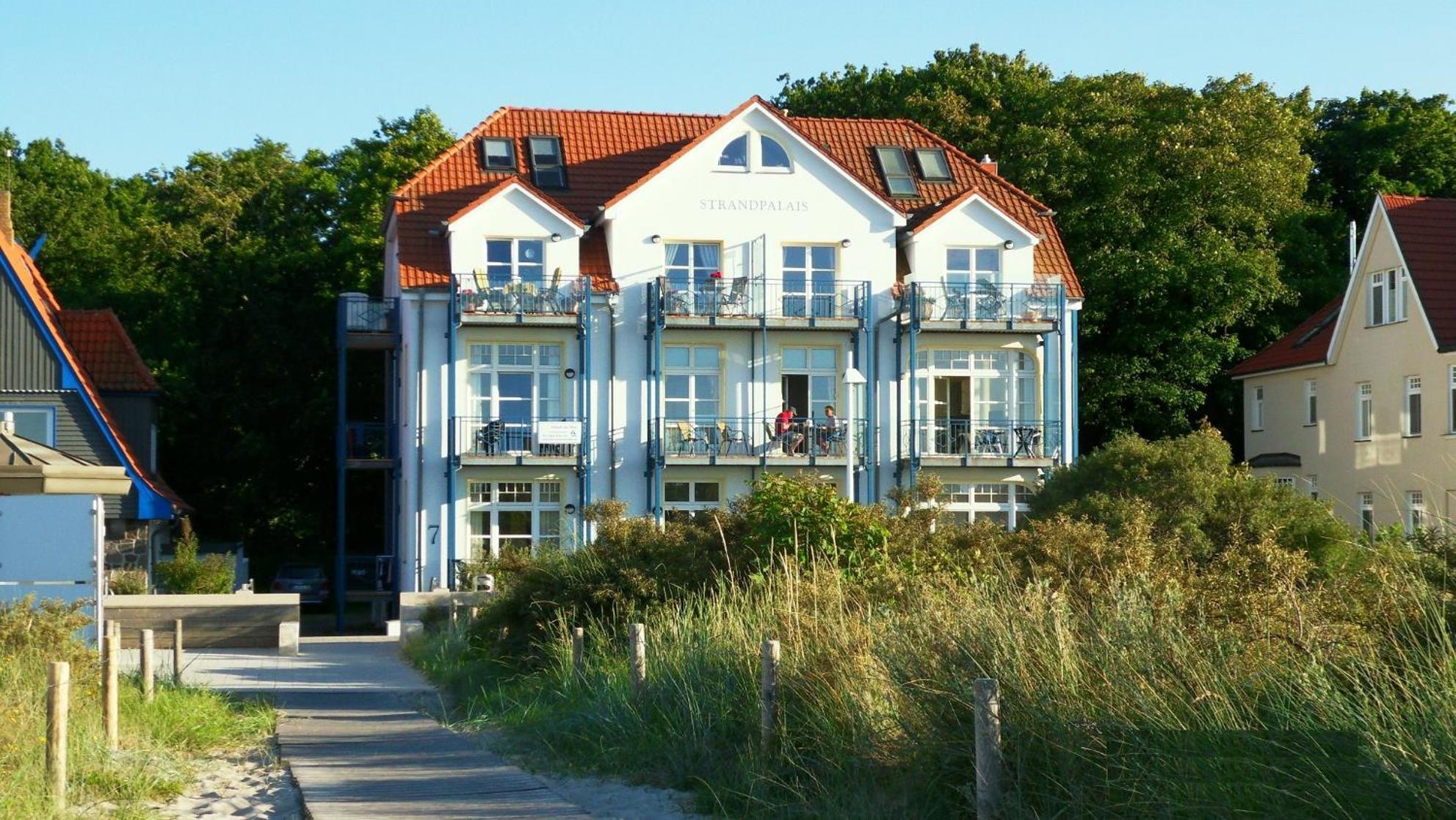 Strandpalais/Meerblick Rostock Exterior foto